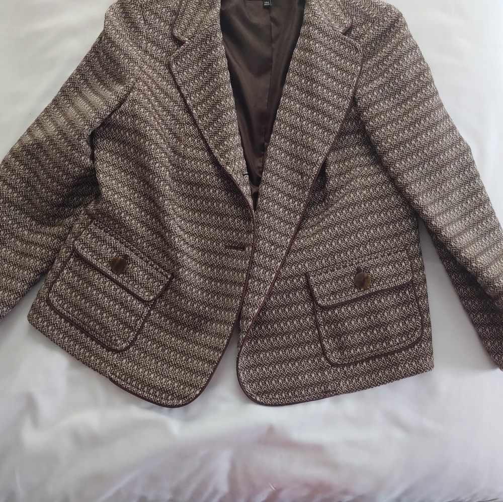 Suit jacket